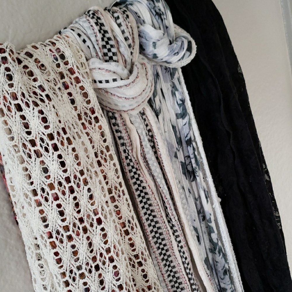 FREE 1Scarf w/ Any Purchase** Do NOT purchase this